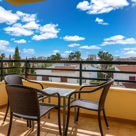 Apto Con Terraza 102